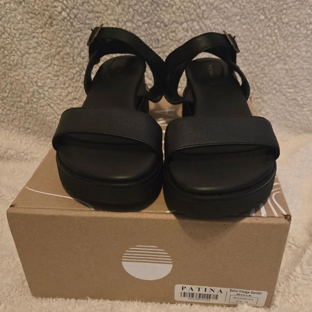 Leather Patina/Portland Leather Black Sandals. Womens Size 10 - Picture 3 of 4